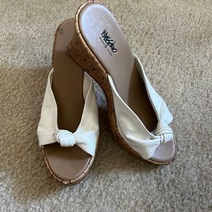 White wedge mule size 7